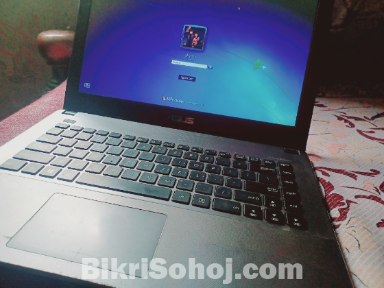 ASUS
